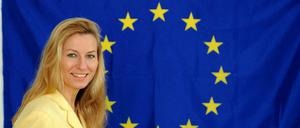 Die ehemalige Europa-Abgeordnete Alexandra Thein ist von ihrem Amt als Berliner FDP-Chefin zurückgetreten.