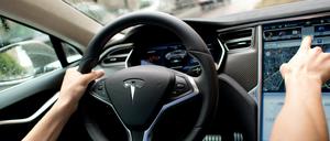 Selber steuern - das ist jedem dritten Berliner ein eigenes Auto wert. Hier ein neuer Elektrowagen. 