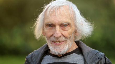 Der Kabaretthistoriker Volker Kühn am 22.10.2013 in Mainz (Rheinland-Pfalz).