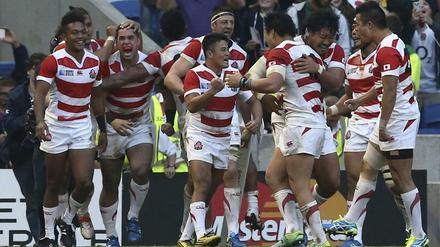 Kaum zu glauben. Japan besiegt Südafrika 34:32.