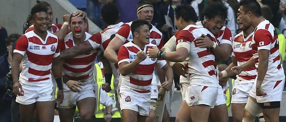 Kaum zu glauben. Japan besiegt Südafrika 34:32.