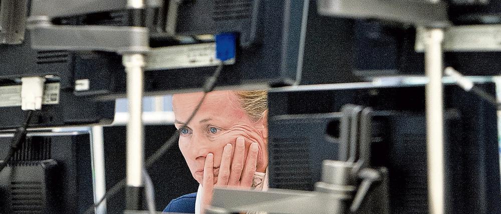 Allein gegen den Markt. An sehr schwachen Börsentagen können ETF-Anleger tiefer fallen als der Aktienmarkt.