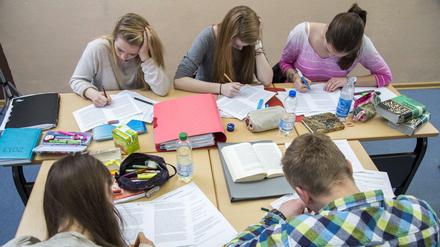 Werden verpflichtende Übergangsempfehlungen abgeschafft, gehen mehr Kinder aufs Gymnasium.