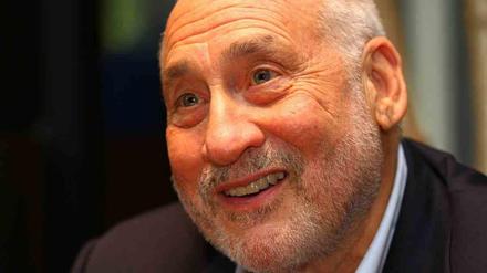 Nobelpreisträger Joseph E. Stiglitz war einst Wirtschaftsberater von US-Präsident Bill Clinton. Bald erscheint sein Buch „Die innovative Gesellschaft  - Wie Fortschritt gelingt und grenzenloser Freihandel die Wirtschaft bremst“ in deutscher Sprache.