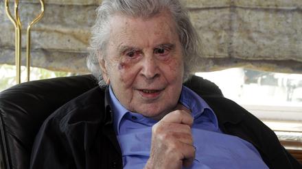 Der griechische Komponist Mikis Theodorakis. 