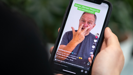 Der FDP-Kandidat Wolfgang Heubisch nutzt die Plattform TikTok für seinen Wahlkampf.