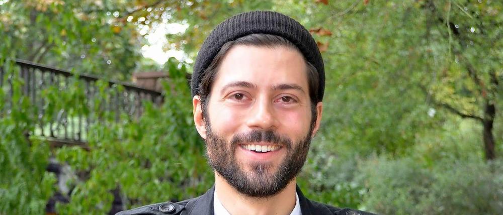 Gabriele Di Stefano ist Fotograf und Schmuckdesigner.