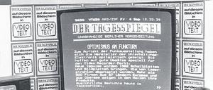 1981. Der Tagesspiegel präsentiert sich 1981 mit seinem Videotext-Angebot auf der Internationalen Funkausstellung Berlin. Die Nachrichten erscheinen auf der gemeinsamen Plattform von ARD und ZDF