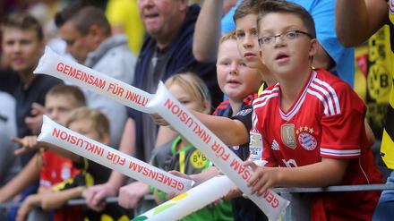 Inklusion im Fußball lebt immer noch vom Engagement Einzelnen. Nun setzt die Fußball-Bundesliga ein Zeichen.