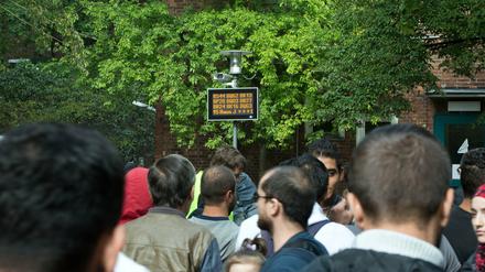 Mit den Kontoeröffnungen wird Flüchtlingen geholfen. 