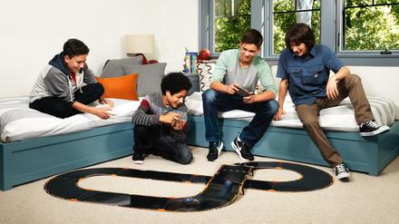 Anki Overdrive kombiniert das klassische Rennspiel mit der virtuellen Welt wie in Mario Kart.