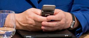 Regieren per Smartphone - auch dafür ist die Bundeskanzlerin bekannt.
