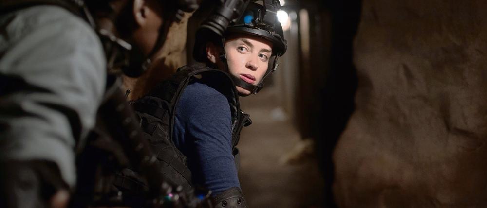 FBI-Agentin Kate Macer (Emily Blunt) im Tunnel