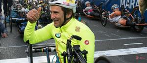 Alex Zanardi am Start beim Berlin-Marathon 2015.