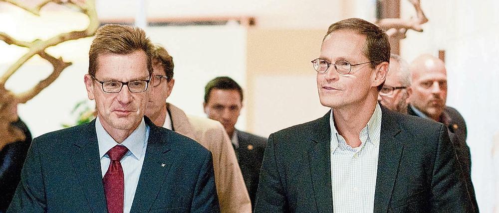 Nach der BER-Aufsichtsratssitzung am Freitag marschierten Flughafenchef Karsten Mühlenfeld (l.) und der Regierende Bürgermeister Michael Müller noch gemeinsam.