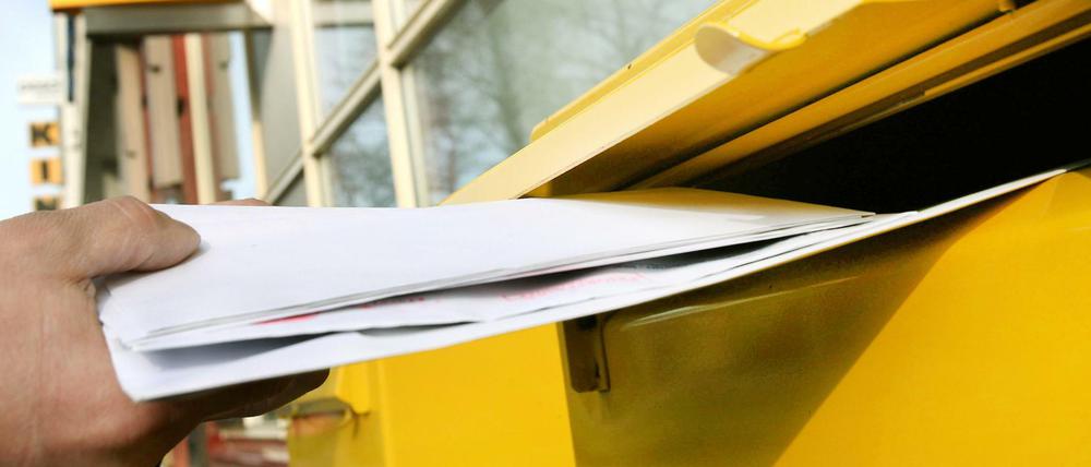 Teurer Wurf. Die Post soll eine Porto-Erhöhung für den Standardbrief planen.
