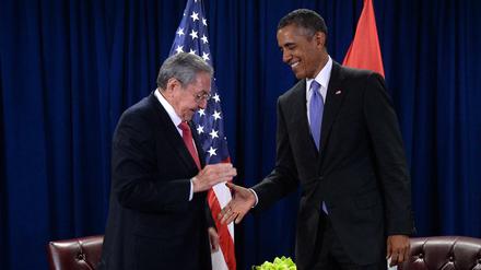  Immerhin ist die Einigung mit Kuba ein Erfolg: Barack Obama und der kubanische Präsident Raul Castro auf der UN-Vollversammlung am Dienstag.