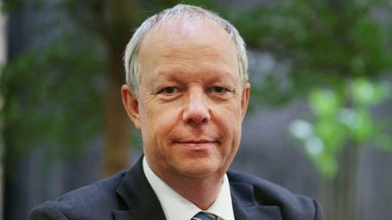 Der Vorstand der GLS-Bank, Thomas Jorberg, betreibt eine Bank mit ungewöhnlicher Anlagestrategie. Investiert wird vor allem in soziale und ökologische Projekte. 