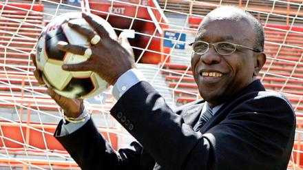 Gefangen. Jack Warner ist von der Fifa lebenslänglich für alle Fußballaktivitäten gesperrt worden.