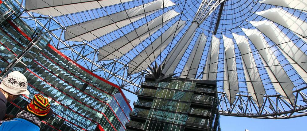 Die dffb hat ihren Sitz im Sony Center am Potsdamer Platz.