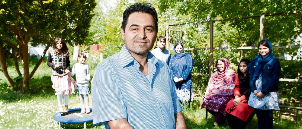 Der afghanische Bundeswehrübersetzer mit Familie in Niedersachsen.