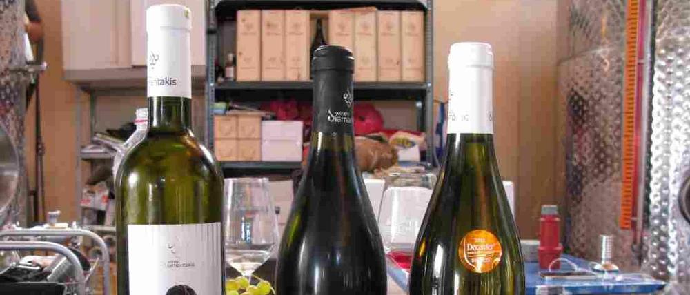 Weitere Tropfen der Reihe "Diamant". Bisher stand kretischer Wein für billiges Massengesöff. Das will Zacharias Diamantakis ändern.