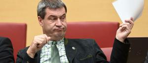 Ginge es nach dem bayerischen Finanzminister Markus Söder, würde das Asylrecht geändert werden.