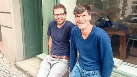  Till Behnke, Gründer von Betterplace und Christian Vollmann (r.) haben eine soziale Webseite namens nebenan.de ins Leben gerufen.