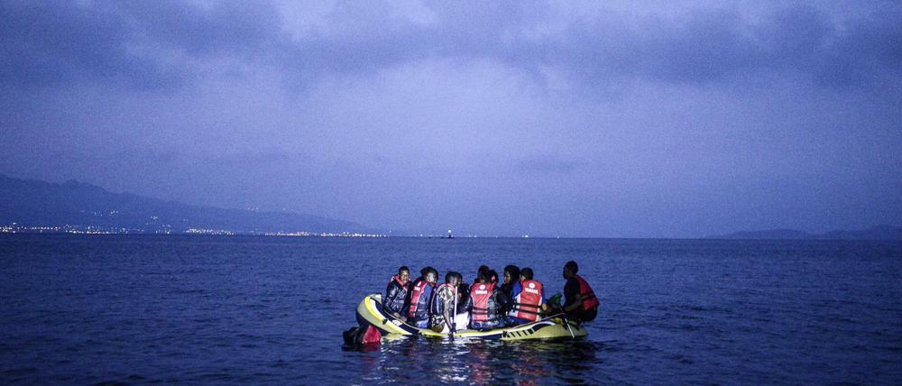 Regelmäßig kommen auf der griechischen Insel Kos Flüchtlinge an.