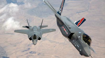 Amerikanische Kampfjets im Einsatz.
