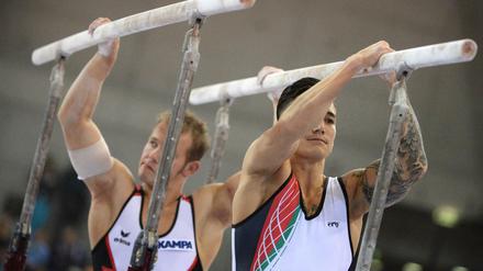Experten am Reck: Rückkehrer Marcel Nguyen (r.) und Fabian Hambüchen.