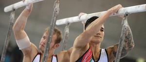 Experten am Reck: Rückkehrer Marcel Nguyen (r.) und Fabian Hambüchen.