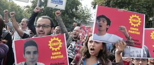 In der Türkei mischen sich Trauer um die Opfer des Anschlags von Ankara und Wut auf die Regierung.