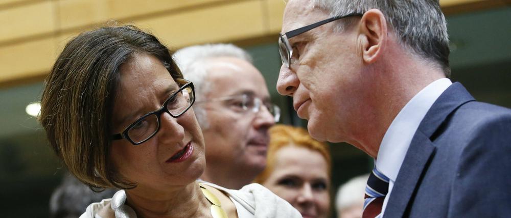Österreichs Innenministerin Johanna Mikl-Leitner mit ihrem deutschen Kollegen Thomas de Maizière.