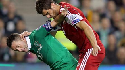 Unerreichbar. Irlands Robbie Keane (l.) ist mit 67 Treffern der erfolgreichste Aktive der Welt.
