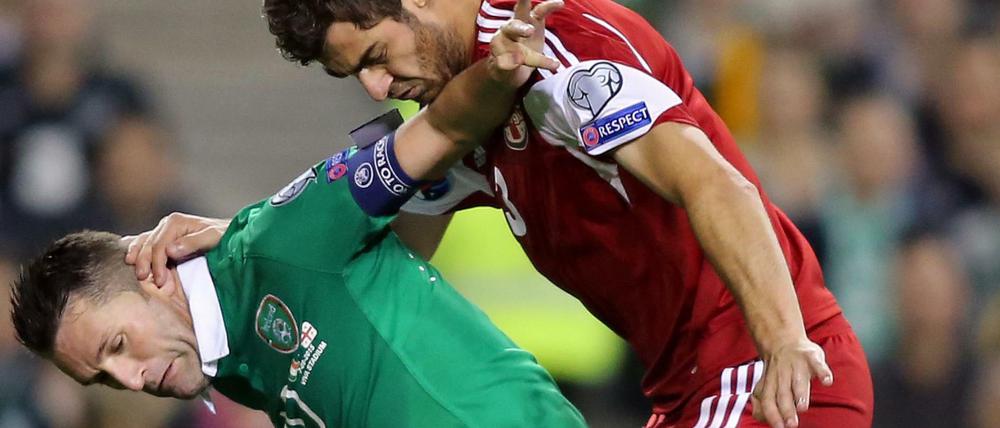 Unerreichbar. Irlands Robbie Keane (l.) ist mit 67 Treffern der erfolgreichste Aktive der Welt.