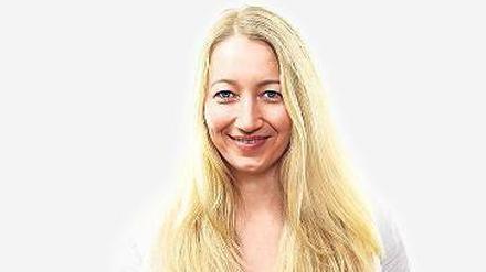 Gründerin Ariane Dykiert hat viel Spaß beim Nähen.