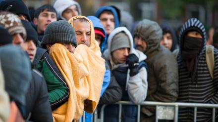 Flüchtlinge am Landesamtes für Gesundheit und Soziales (LaGeSo) in Berlin