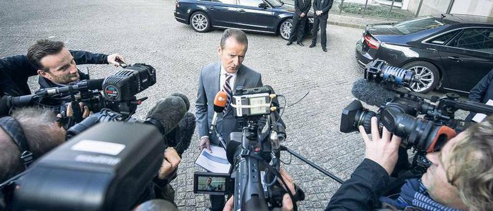 Der Neue. Herbert Diess, der sich als BMW-Vorstand den Ruf eines strengen Sanierers erwarb, will die Marke VW effizienter machen. Die Rendite lag 2014 nur bei 2,5 Prozent. 