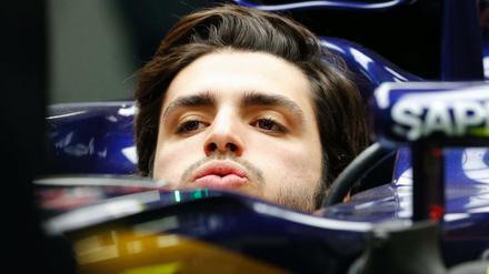 Zunächst war unklar, wie schwer Carlos Sainz bei dem Crash in Sotschi verletzt wurde.