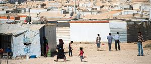 In den Nachbarländern Syriens (hier ein Flüchtlingscamp in Jordanien) spitzt sich die Lage zu, weil immer mehr Flüchtlinge kommen.