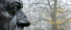 Goethe-Büste im Stadtgarten in Kassel.