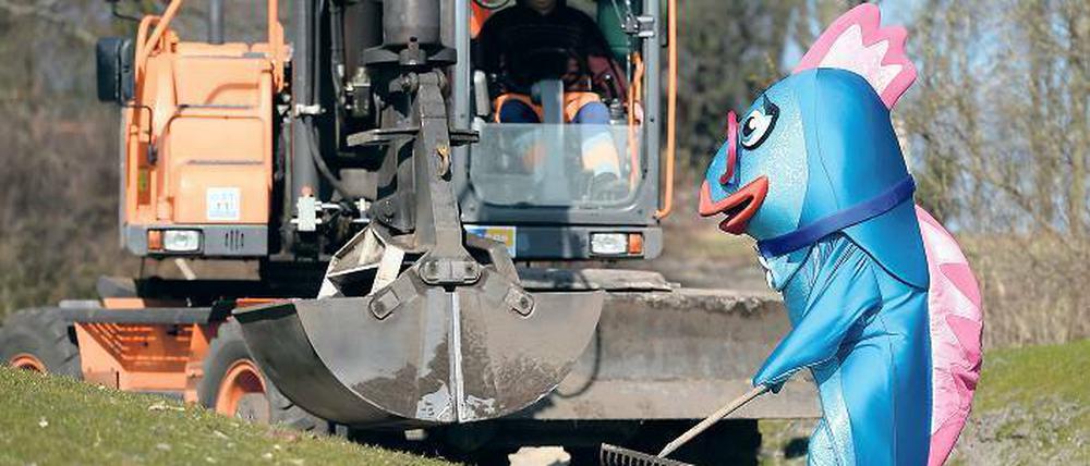 Letzter Einsatz für Wilma Wels. Das Maskottchen der Havelland-Buga ist an diesem Sonntag noch einmal von 9 - 18 Uhr im Einsatz, dann ist die Buga vorbei.