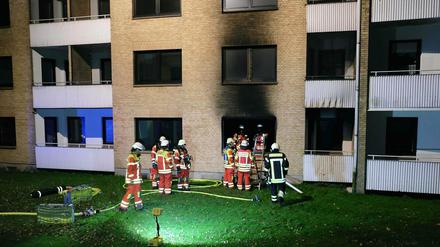 Die Polizei geht von einem Brandanschlag auf eine geplante Flüchtlingsunterkunft in Flensburg aus. 