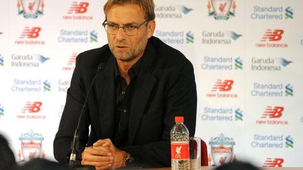 Jürgen Klopp ist neu beim FC Liverpool - aber er ist ganz der alte Trainer geblieben, wie man ihn von der Bundesliga kennt.
