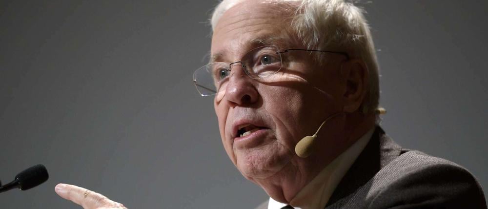 Der frühere Schweizer Justizminister Christoph Blocher von der nationalkonservativen Schweizerischen Volkspartei (SVP) spricht auf einer Wahlkampfveranstaltung. Am 18. Oktober wird in der Schweiz ein neues Parlament gewählt.