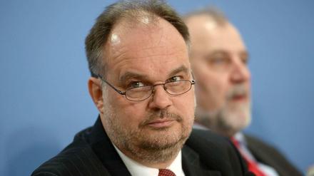 Lukas Siebenkotten ist Direktor des Deutschen Mieterbunds und immer gefragt, wenn es um Wohnungsbau, Mietpreise und Mietrecht geht.