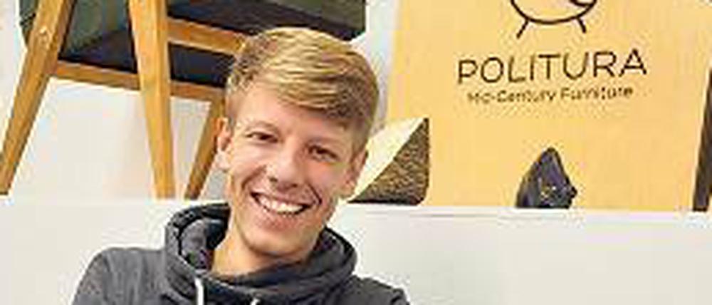 Michael Szarko kümmert sich um das Geschäft von "Politura" in Neukölln.