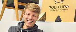 Michael Szarko kümmert sich um das Geschäft von "Politura" in Neukölln.