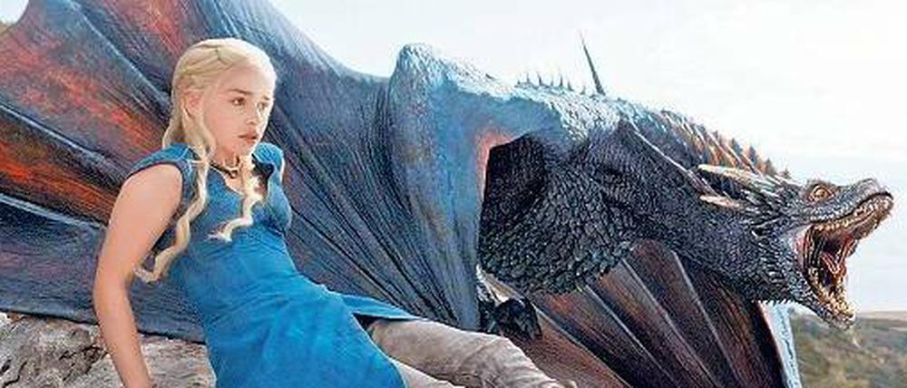Schauspielerin Emilia Clarke, hier als Daenerys Targaryen in der Serie „Game of Thrones“ wurde zur attraktivsten Frau gekürt.